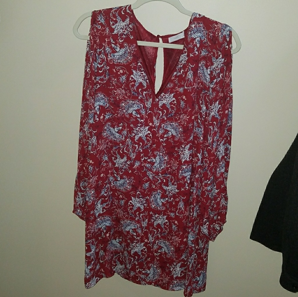 Lush open shoulder shift dress